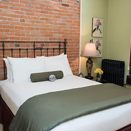 Chamberlin Inn